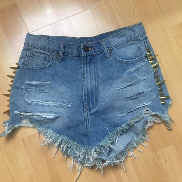 UNIF Backoff Short Distressed Studded Size 27 - Picture 1 of 4